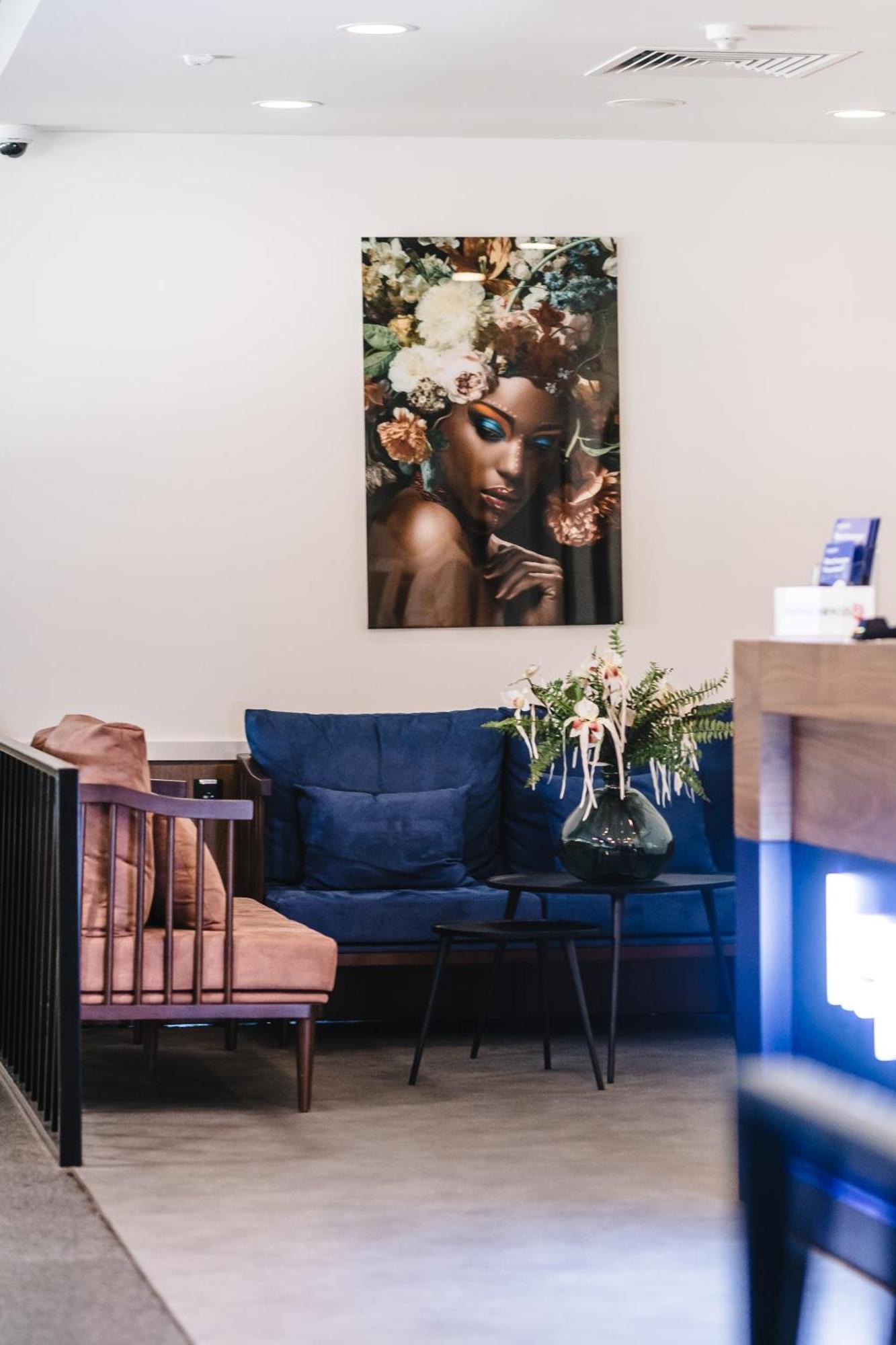 Kepler Club Riga Airport Hotel - Landside Public Area Ieki エクステリア 写真